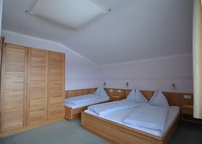 Appartements-Pension Lindenheim Schladming