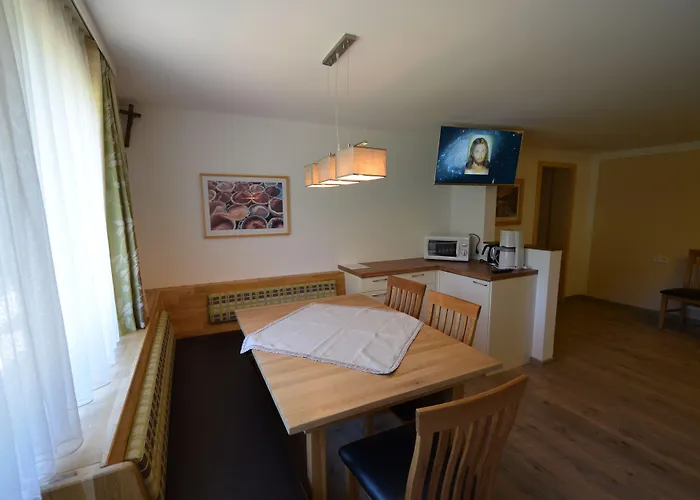 Appartements-Pension Lindenheim Schladming